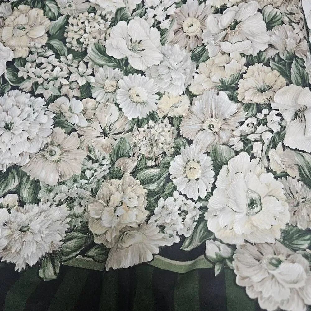 Sheridan comforter with bedskirt